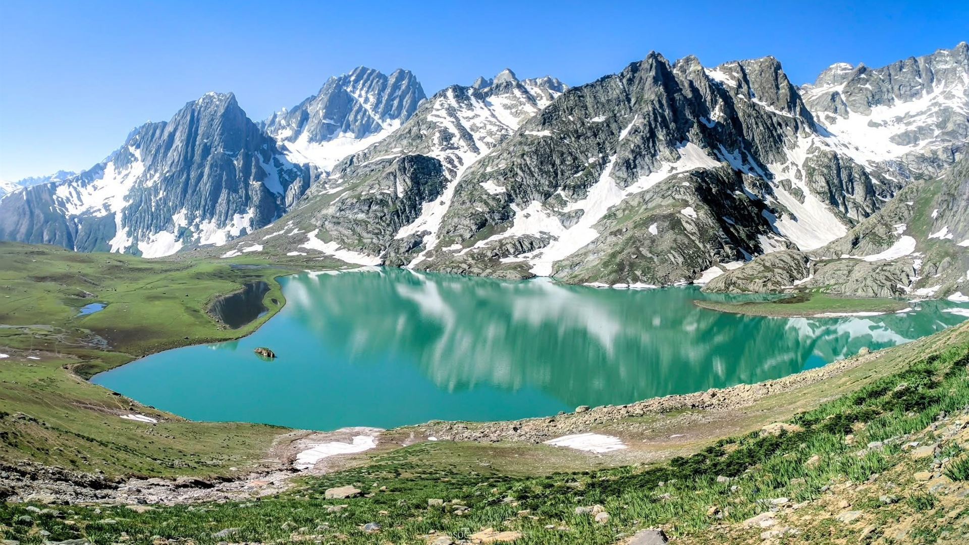 Book Your Dream Kashmir Holiday with Local Experts